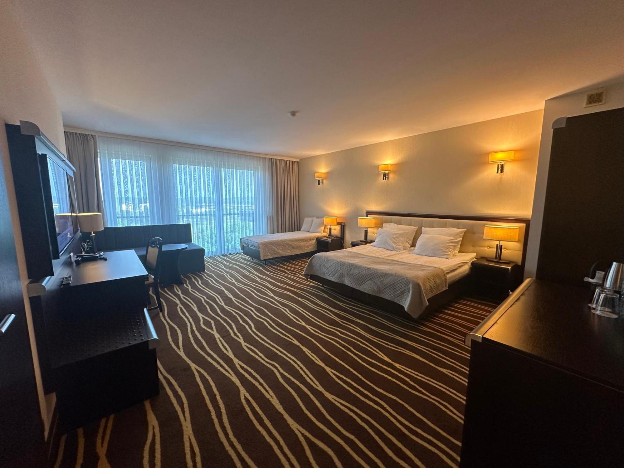 Hotel Business Faltom Gdynia Rumia Esterno foto