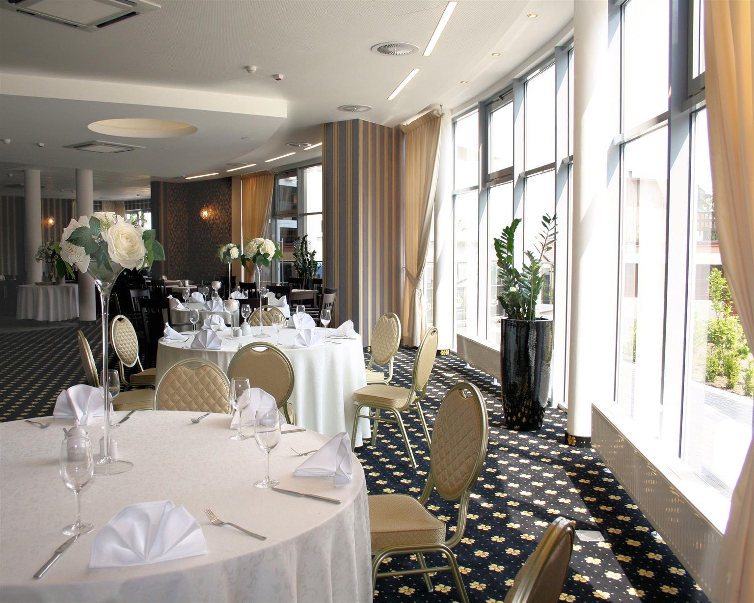 Hotel Business Faltom Gdynia Rumia Esterno foto